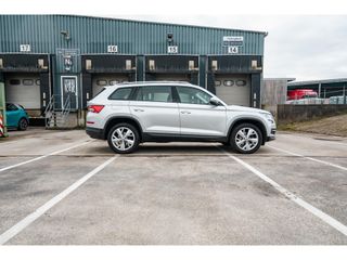 Škoda Kodiaq 1.5 TSI Business Edition 7p. | VERW. VOORSTOELEN | 19" TRIGLAV VELGEN