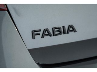 Škoda Fabia 1.0 TSI Monte Carlo | CLIMA | LED | SPORT INTERIEUR | PDC | DAB | APPLE CAR PLAY