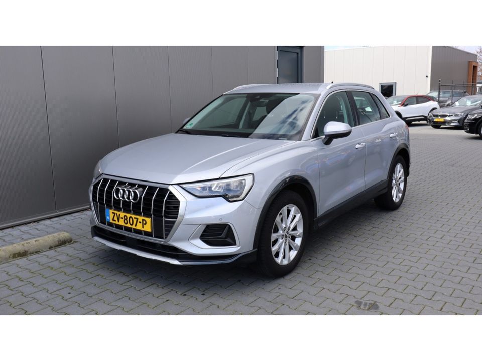 Audi Q3 35 TFSI | nwe model | Side en lane assist | Digi cockpit | Led