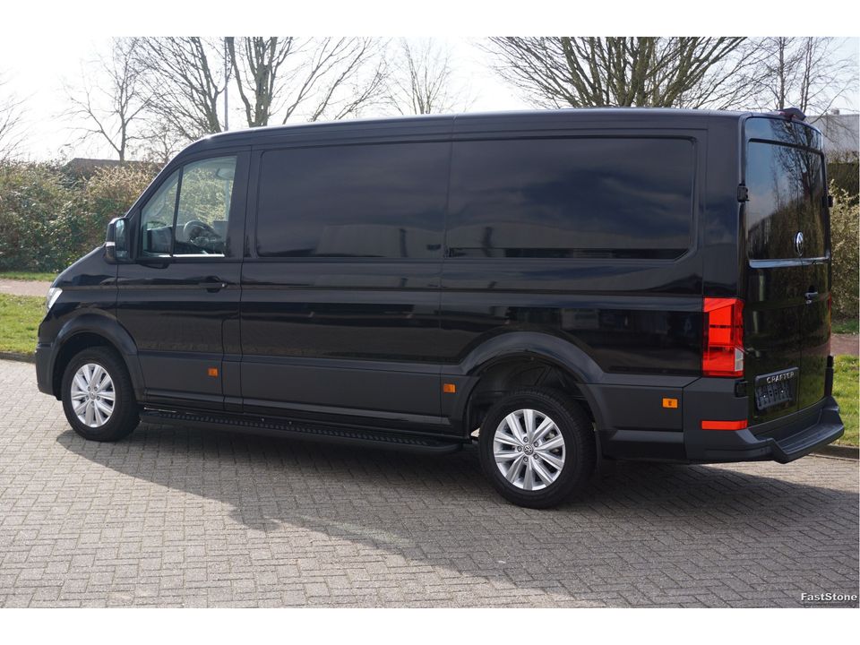 Volkswagen Crafter 35 177PK L3H2 AUT Facelift BPM VRIJ!! 13" Navi, Camera, Gev. LED, LM Velg !! NR. 820