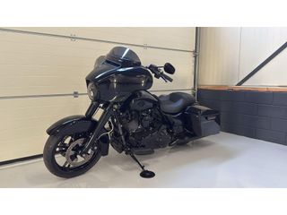 Harley Davidson 103 FLHX Street Glide CVO Blackout Streetglide