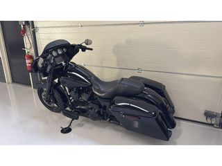 Harley Davidson 103 FLHXS Street Glide Special CVO Blackout Streetglide