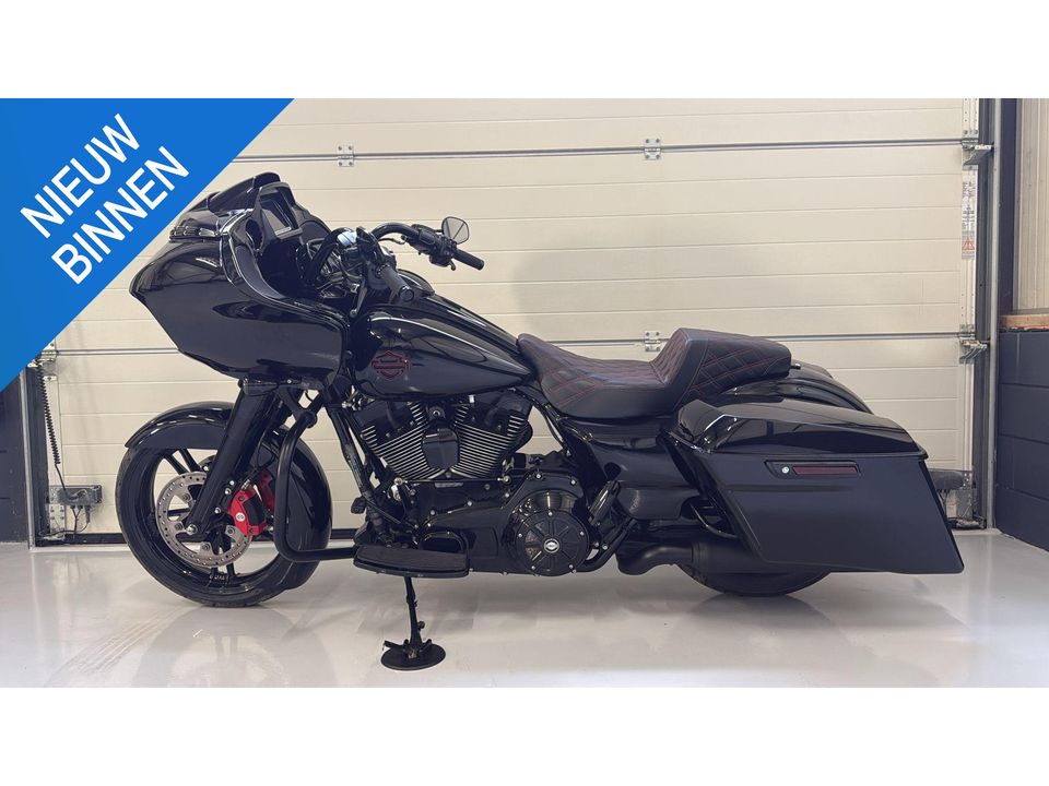 Harley Davidson 103 FLTRXS Road Glide Special Blackout CVO Roadglide