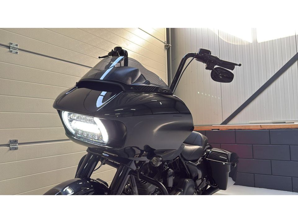 Harley Davidson 103 FLTRXS Road Glide CVO Blackout Roadglide