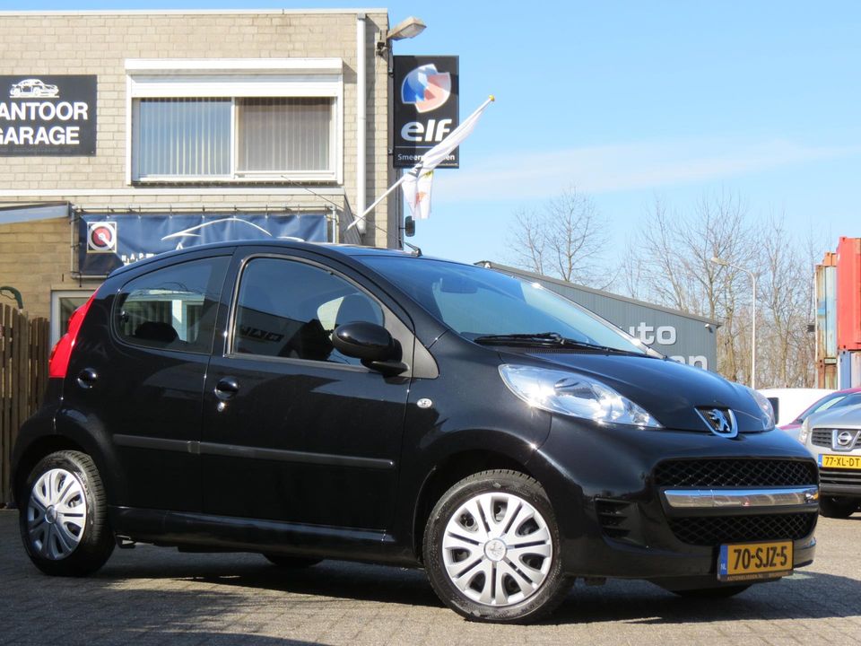 Peugeot 107 1.0-12V XS ! VERKOCHT !