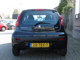 Peugeot 107 1.0 5-DEURS | AIRCO | NIEUWE TYPE | RADIO/CD+AUX |