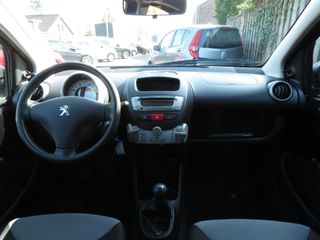 Peugeot 107 1.0 5-DEURS | AIRCO | NIEUWE TYPE | RADIO/CD+AUX |