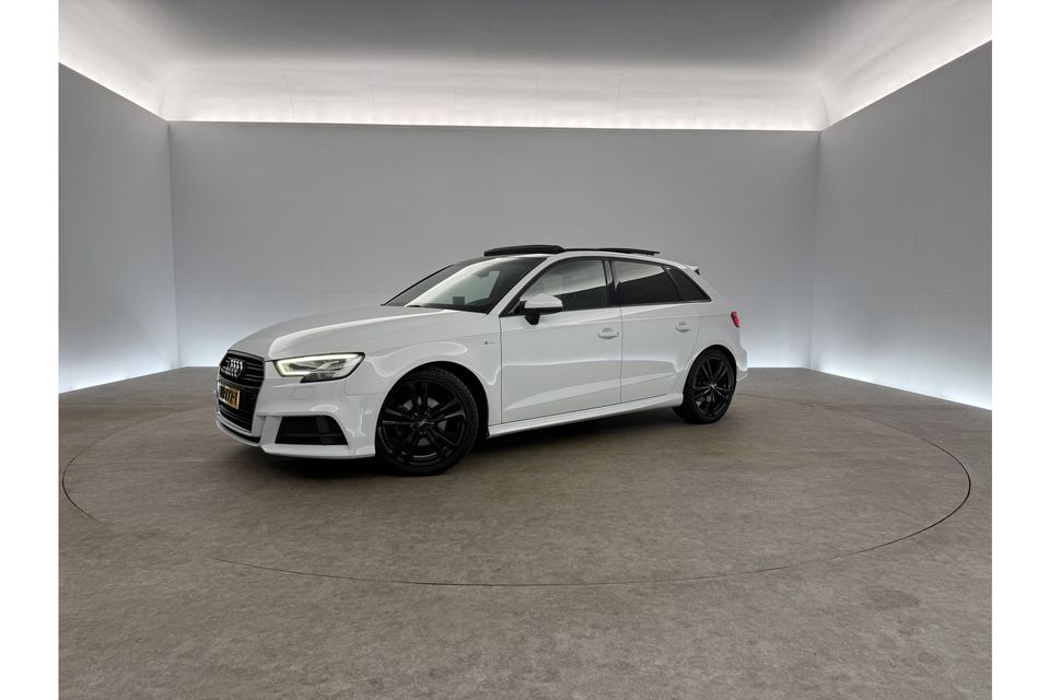 Audi A3 35 TFSI S-line 150PK Pano Virtual LED Clima Cruise Navi 18"LMV Stoelverw.