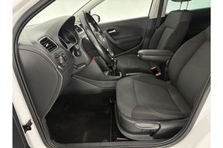 Volkswagen Polo 1.4 TDI Airco Cruise Navigatie Bluetooth Elektrpakket 15"LMV