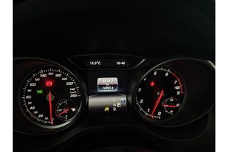 Mercedes-Benz CLA-Klasse 180 AMG Camera LED Navi Airco Cruise PDC 18"LMV Stoelverw.