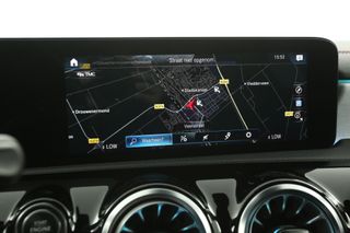 Mercedes-Benz CLA-Klasse 250e AMG 235PK Hybride Sfeer LED Virtual Trekhaak Camera Cruise Navi 18"LMV PDC