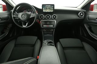 Mercedes-Benz A-Klasse Ambition Automaat Airco LED Cruise Navi PDC 16"LMV