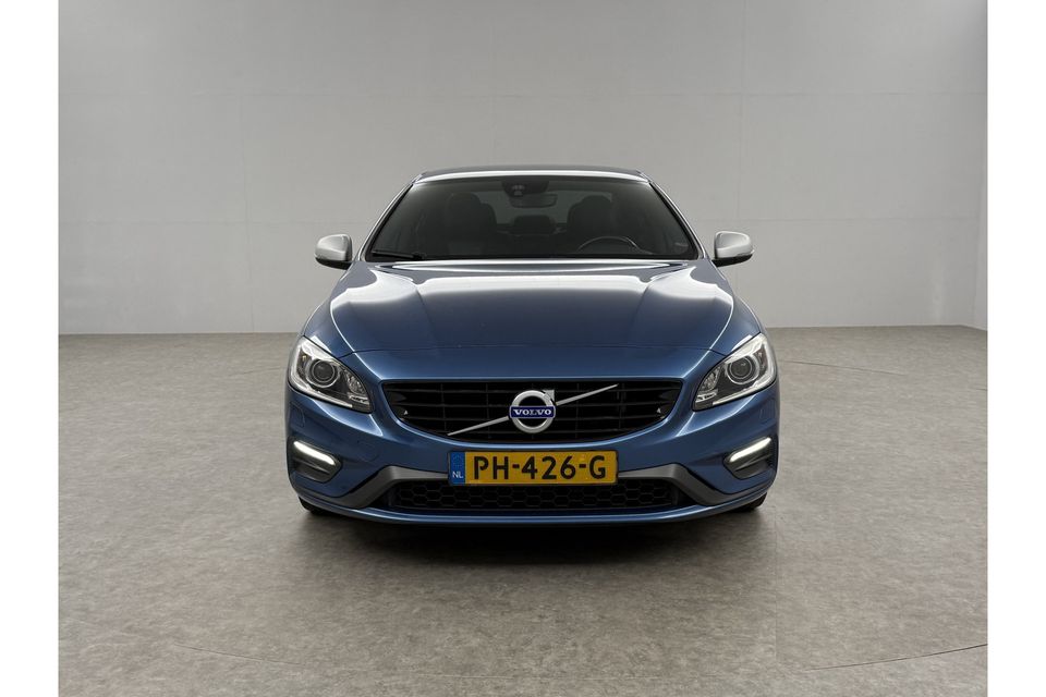 Volvo S60 1.5 T3 Nordic+ R-Design 153PK Automaat Clima LED Cruise Navi Stoelverwarming PDC 18''LMV